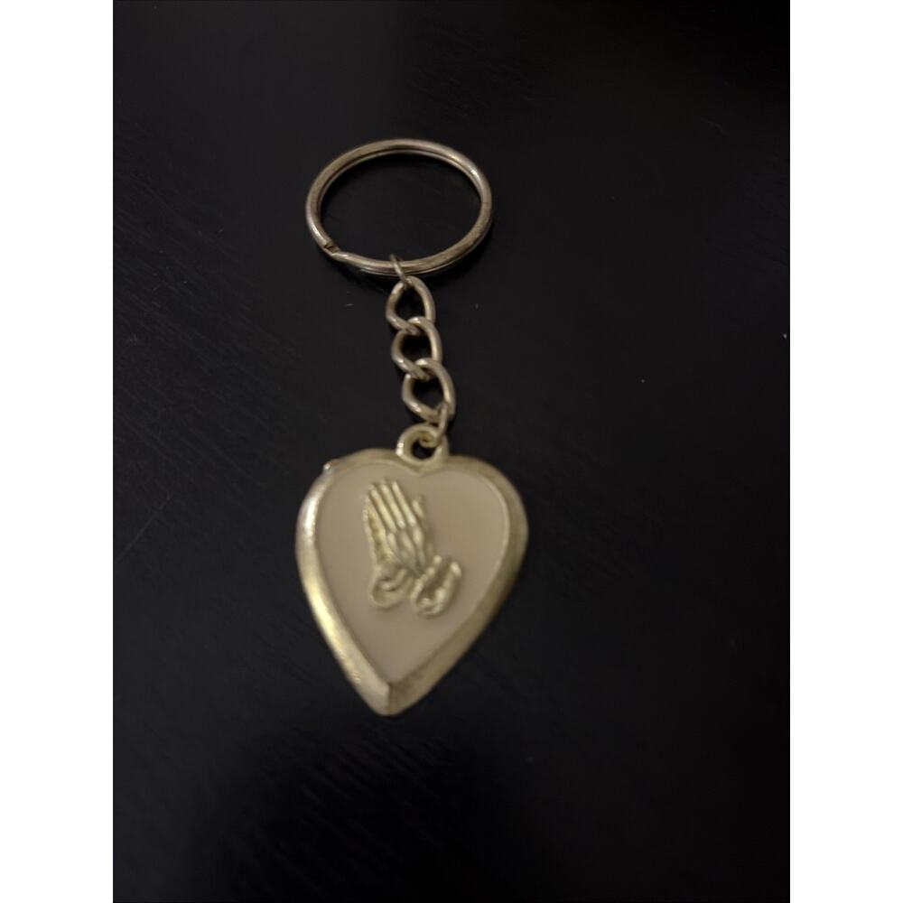 Prayer Hands Keychain Religious Praying Relic Keyring Goldtone Metal Enamel Gift